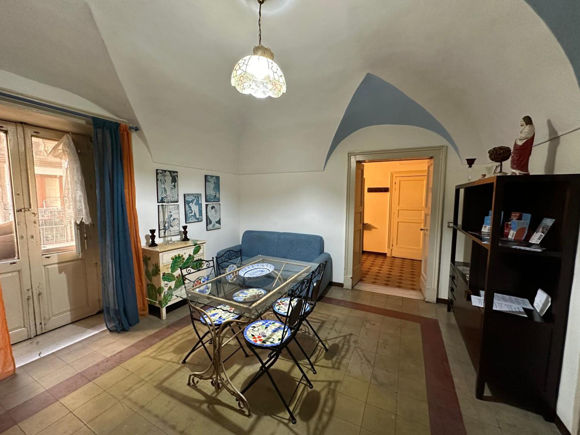 Appartamento Oldtown Centro Storico Catania Bagian luar foto